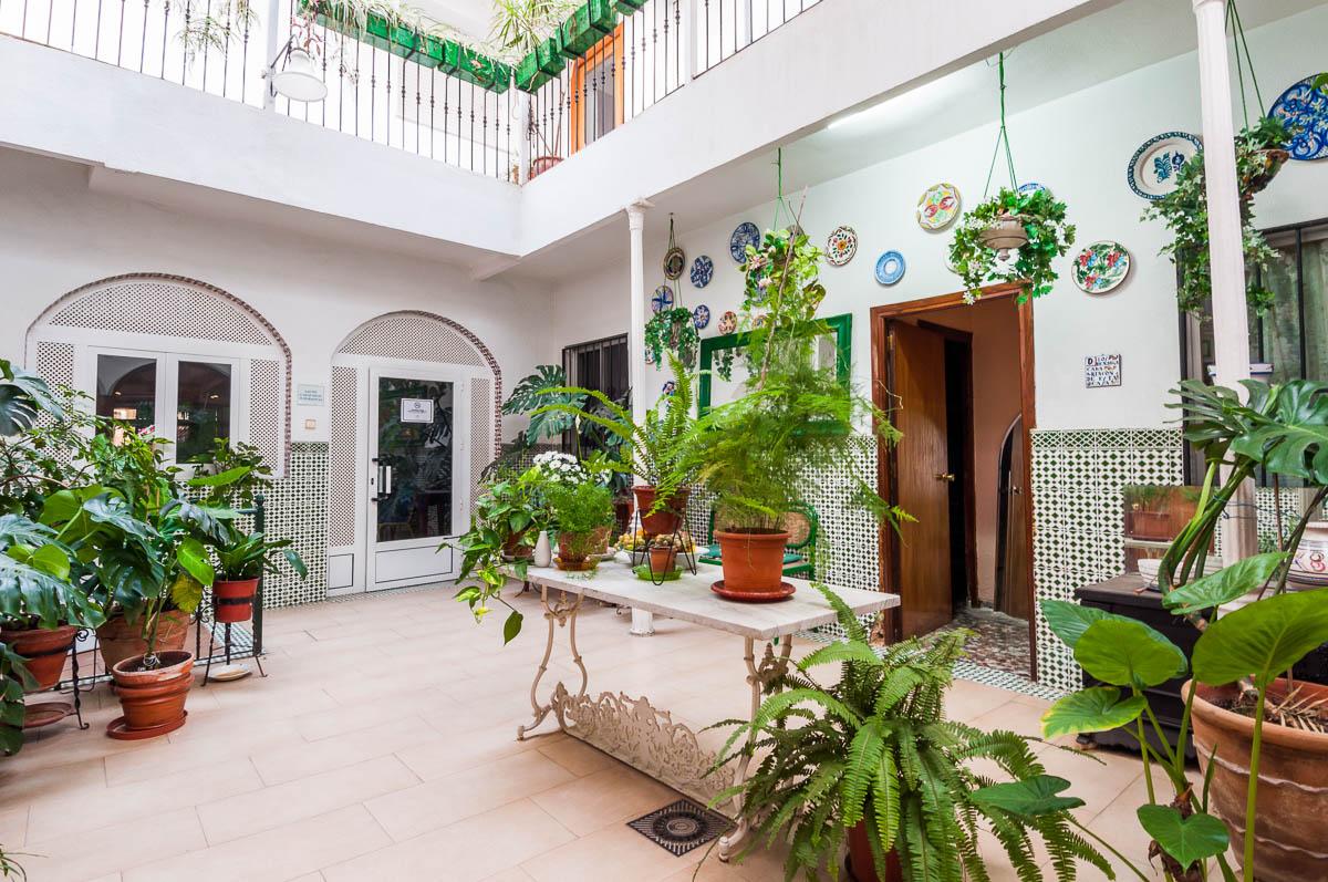 Hotel Victoria Linares  Exteriör bild