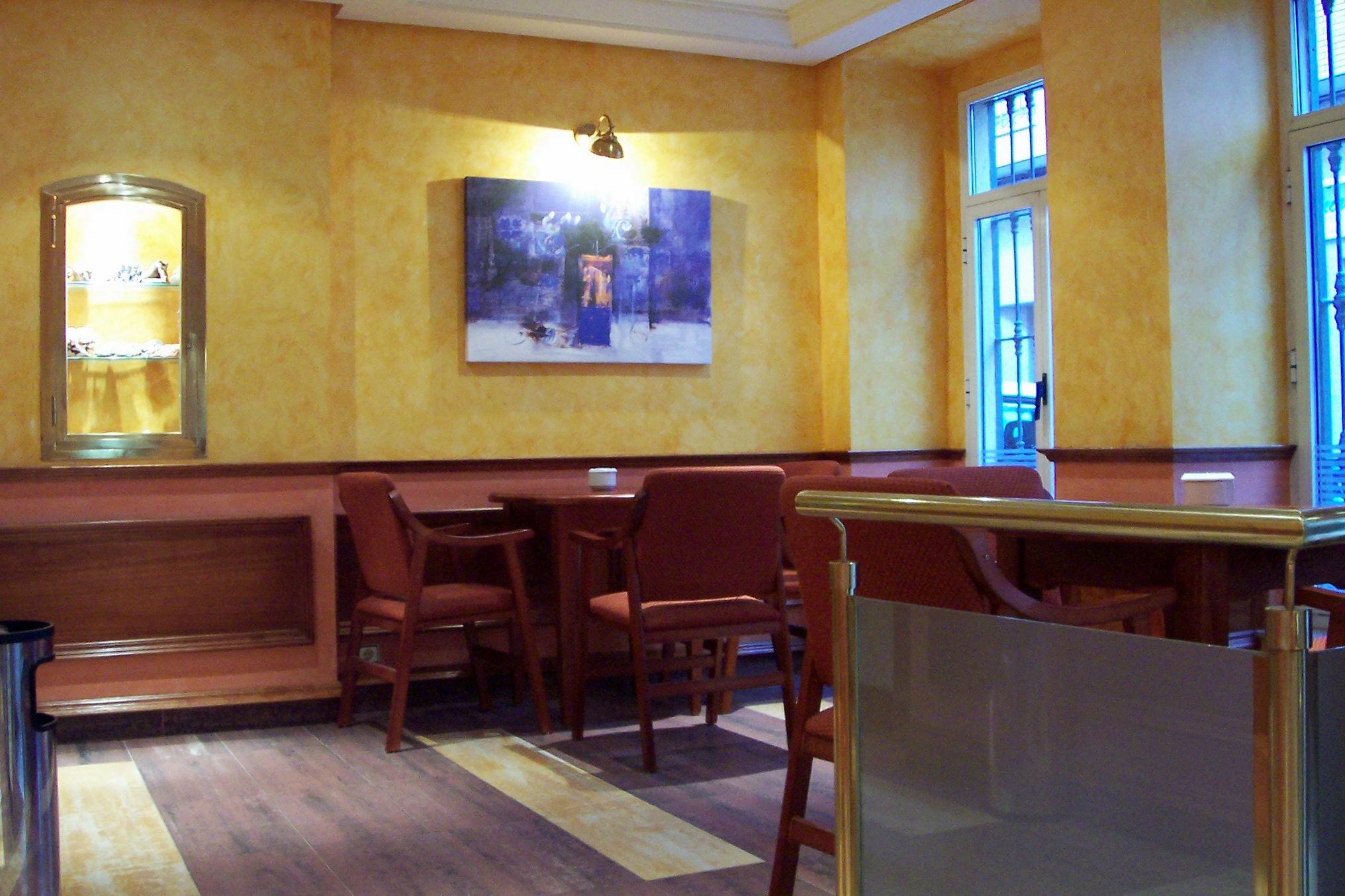 Hotel Victoria Linares  Exteriör bild